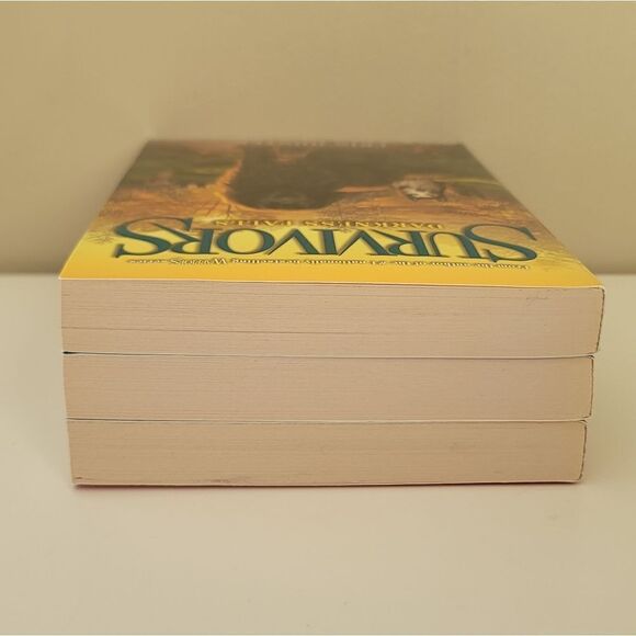 Survivors Book Set Erin Hunter Warriors Author Books 1-3 #481 - Picture 10 of 12